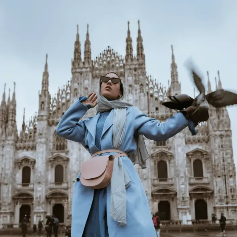 Hourly Standby in Milan Fashion Week